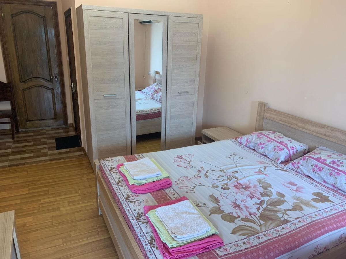 Guest House Rusalka Kobuleti Exterior photo